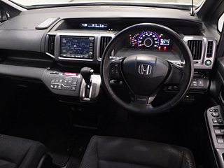 HONDA STEP WAGON 2010