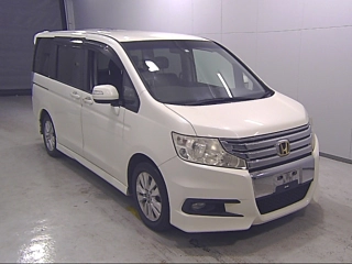HONDA STEP WAGON 2010