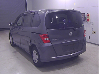 HONDA FREED 2010