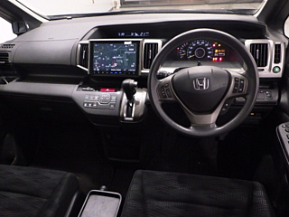 HONDA STEP WAGON 2014