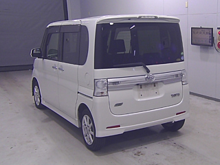 DAIHATSU TANTO 2012