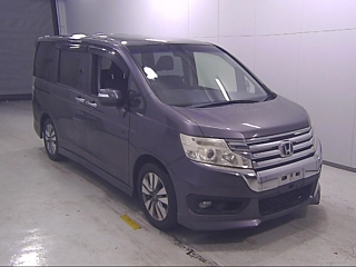HONDA STEP WAGON 2014
