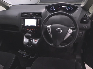 NISSAN SERENA 2012