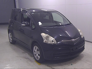 TOYOTA RACTIS 2010