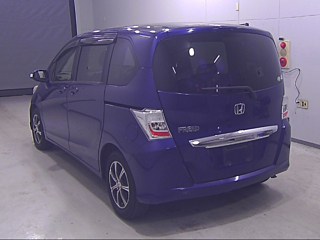 HONDA FREED 2012