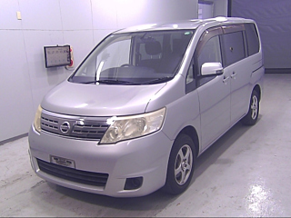 NISSAN SERENA 2010