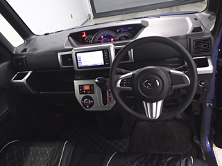 DAIHATSU WAKE 2016
