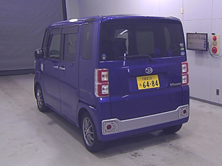 DAIHATSU WAKE 2016