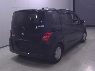 HONDA FREED 2010