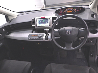 HONDA FREED 2010