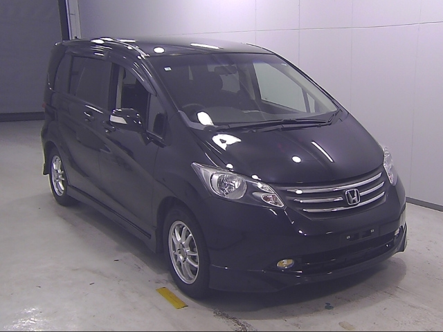 HONDA FREED 2010