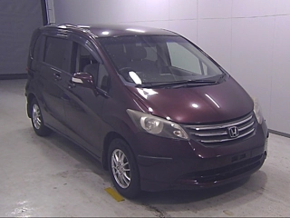 HONDA FREED 2010
