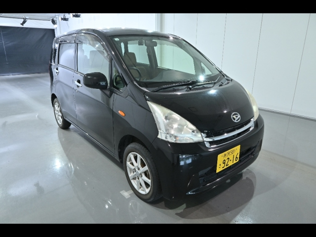 DAIHATSU MOVE 2011