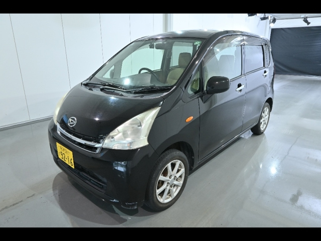 DAIHATSU MOVE 2011