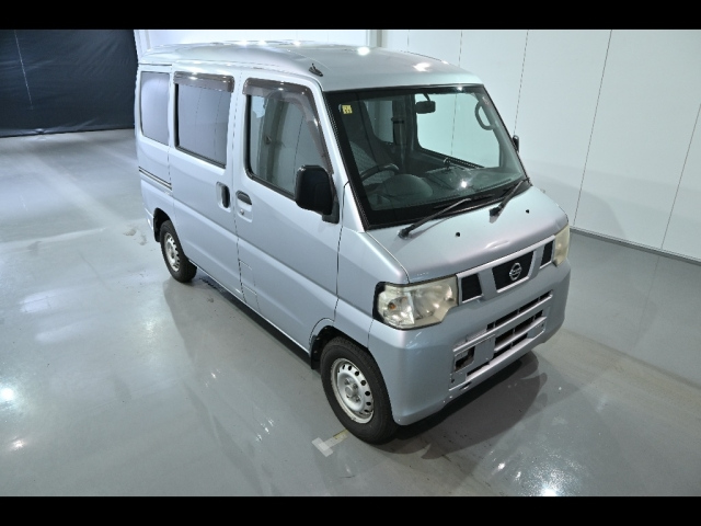 NISSAN CLIPPER VAN 2013