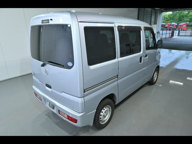 NISSAN CLIPPER VAN 2013