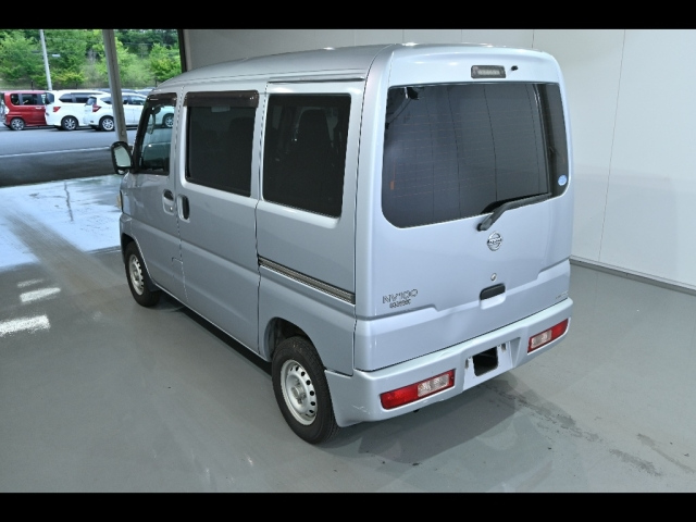 NISSAN CLIPPER VAN 2013