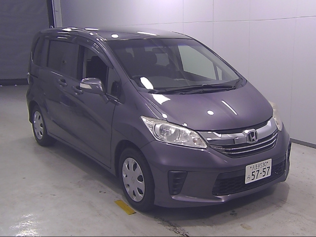 HONDA FREED 2015
