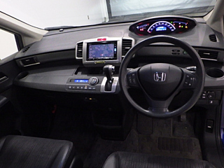 HONDA FREED 2016