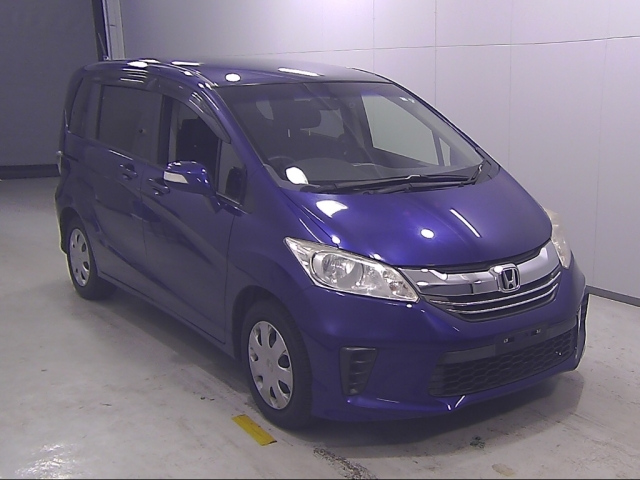 HONDA FREED 2016