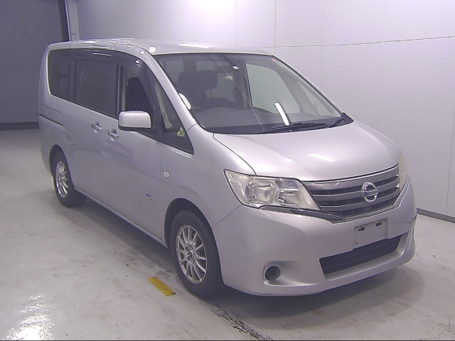 NISSAN SERENA 2012