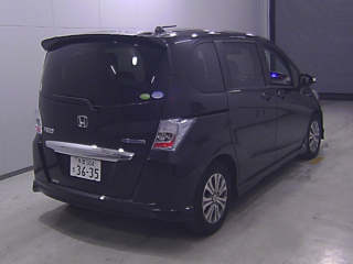 HONDA FREED 2012