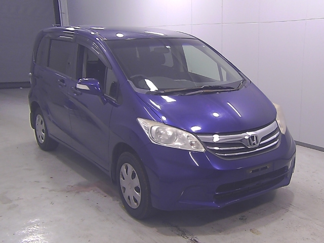 HONDA FREED 2012