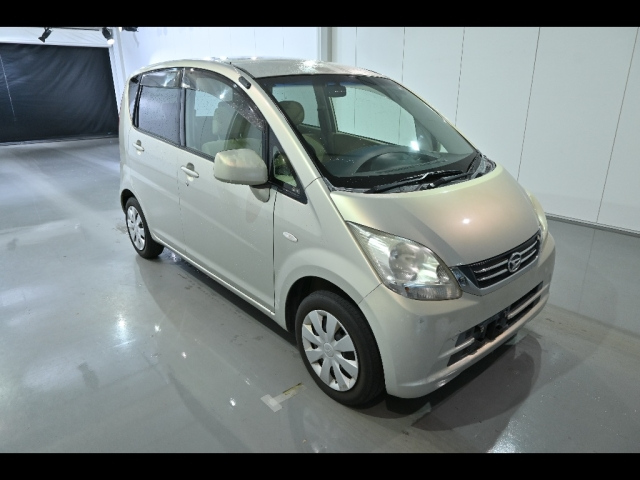 DAIHATSU MOVE 2010