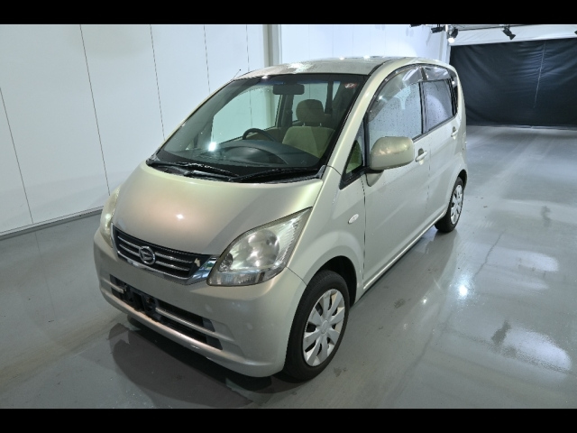 DAIHATSU MOVE 2010