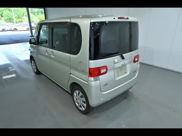 DAIHATSU TANTO 2012