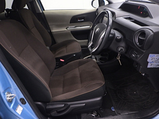 TOYOTA AQUA 2012