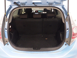 TOYOTA AQUA 2012