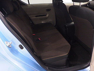 TOYOTA AQUA 2012