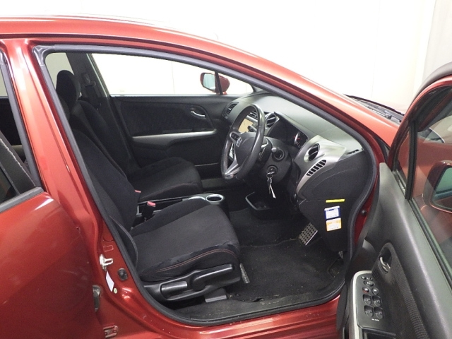 HONDA STREAM 2010