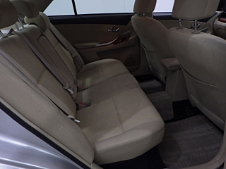 TOYOTA PREMIO 2014