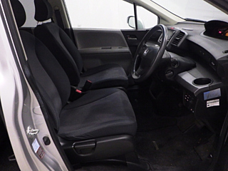 HONDA FREED 2010