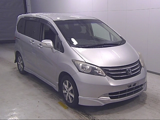 HONDA FREED 2010