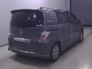 HONDA FREED 2012
