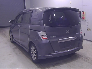 HONDA FREED 2012