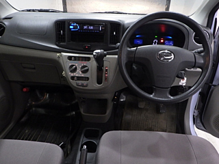 DAIHATSU MIRA E S 2014