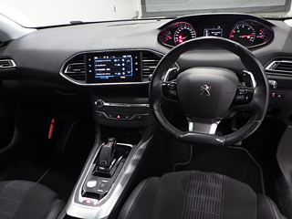 PEUGEOT 308 2019