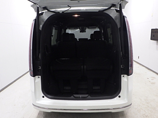 HONDA STEP WAGON 2024