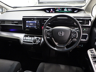 HONDA STEP WAGON 2018