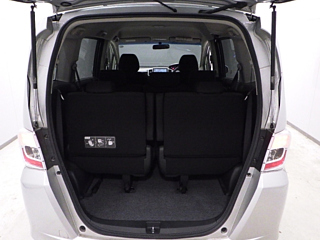 HONDA FREED 2012