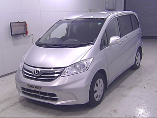 HONDA FREED 2012
