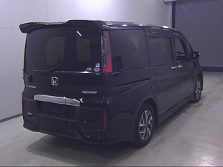 HONDA STEP WAGON 2016