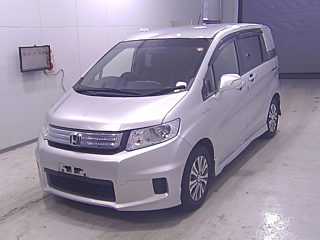 HONDA FREED 2012