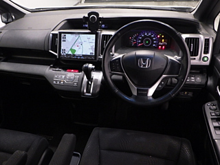 HONDA STEP WAGON 2013