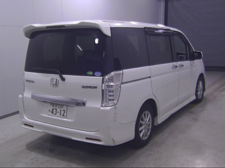HONDA STEP WAGON 2013