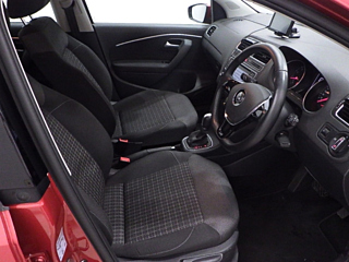 VOLKSWAGEN POLO 2015